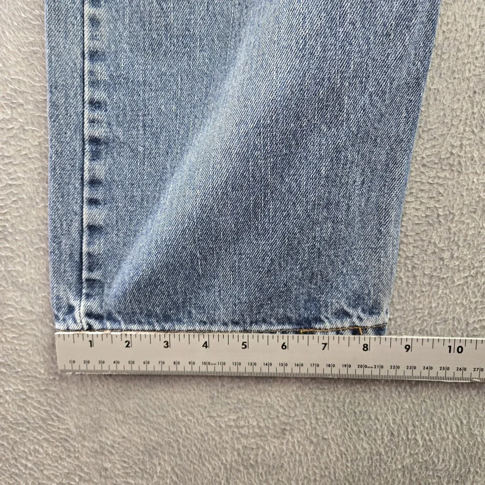 Levis *please carefully